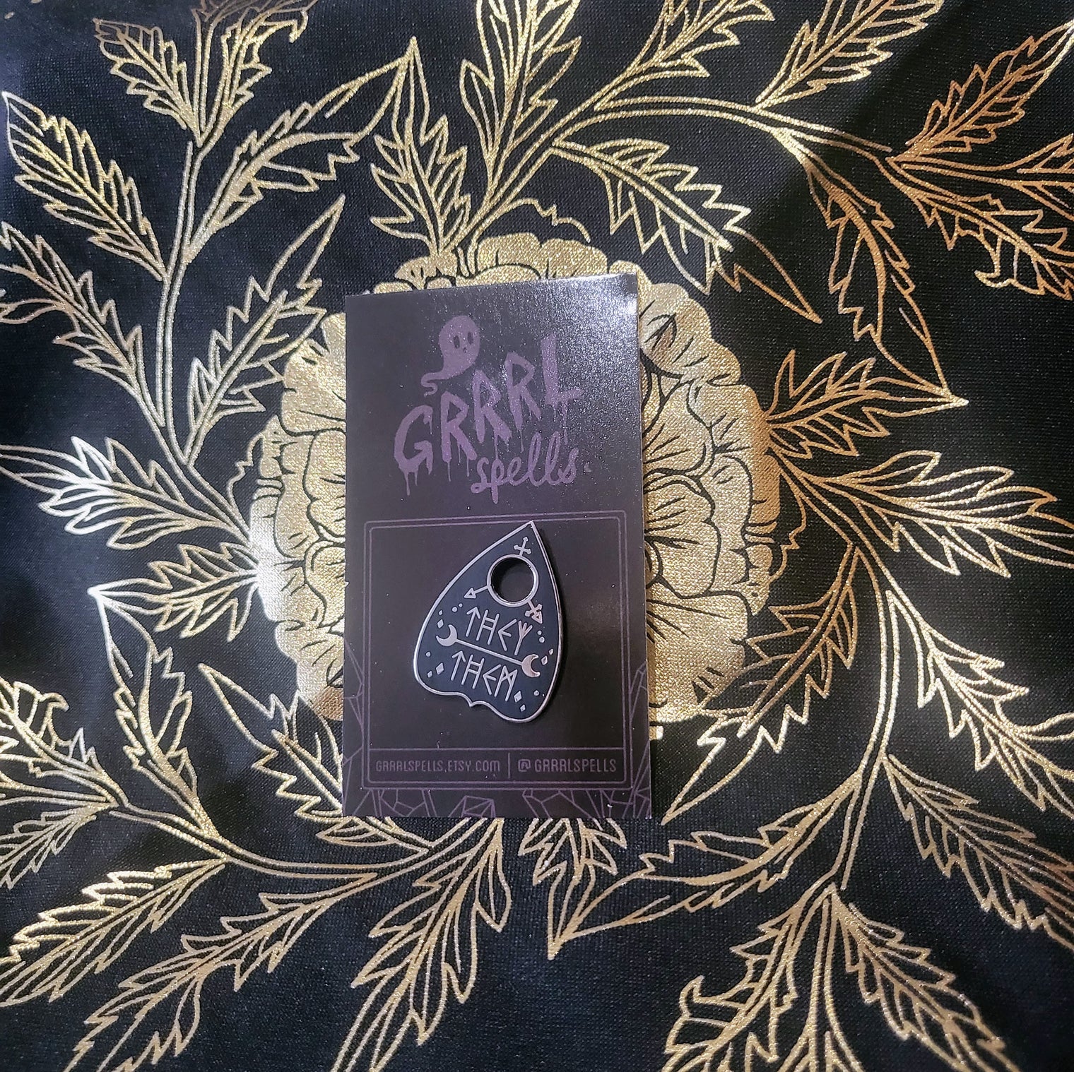 Pronoun Planchette Pins