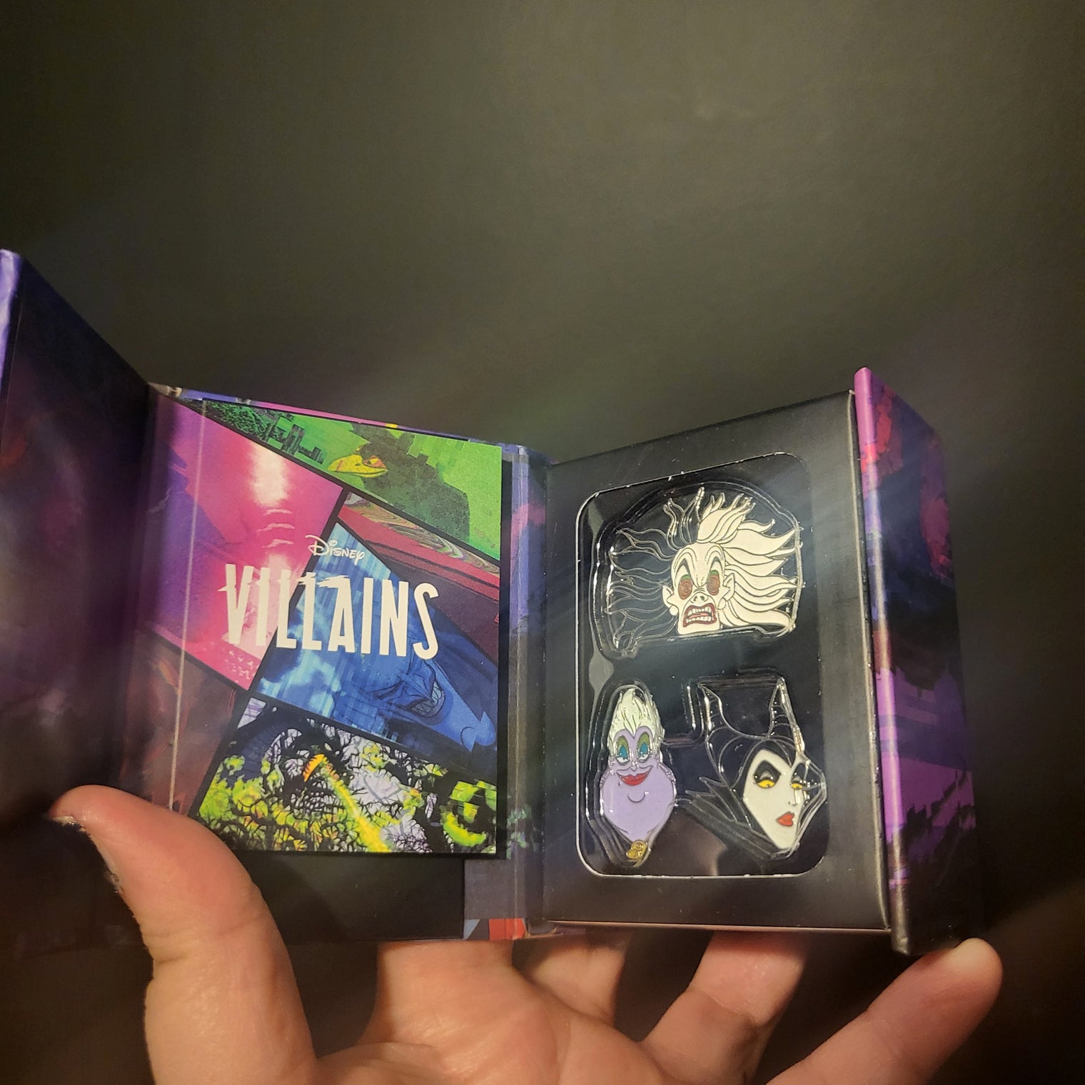 Disney Villains Enamel Pin Set