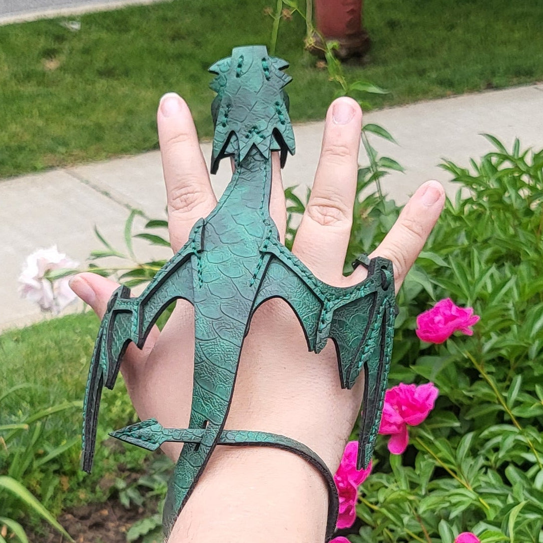 Dragon Hand Pet