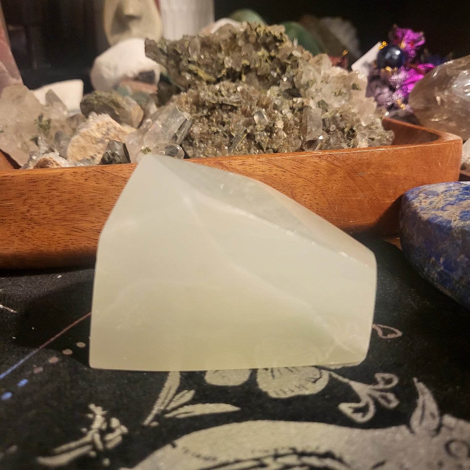 Pistachio Calcite Freeform