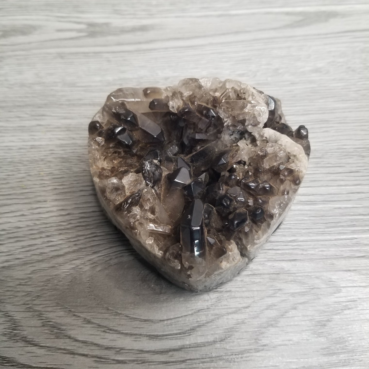 Quartz Heart Clusters