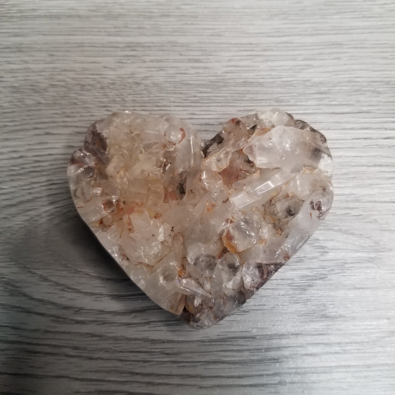 Quartz Heart Clusters