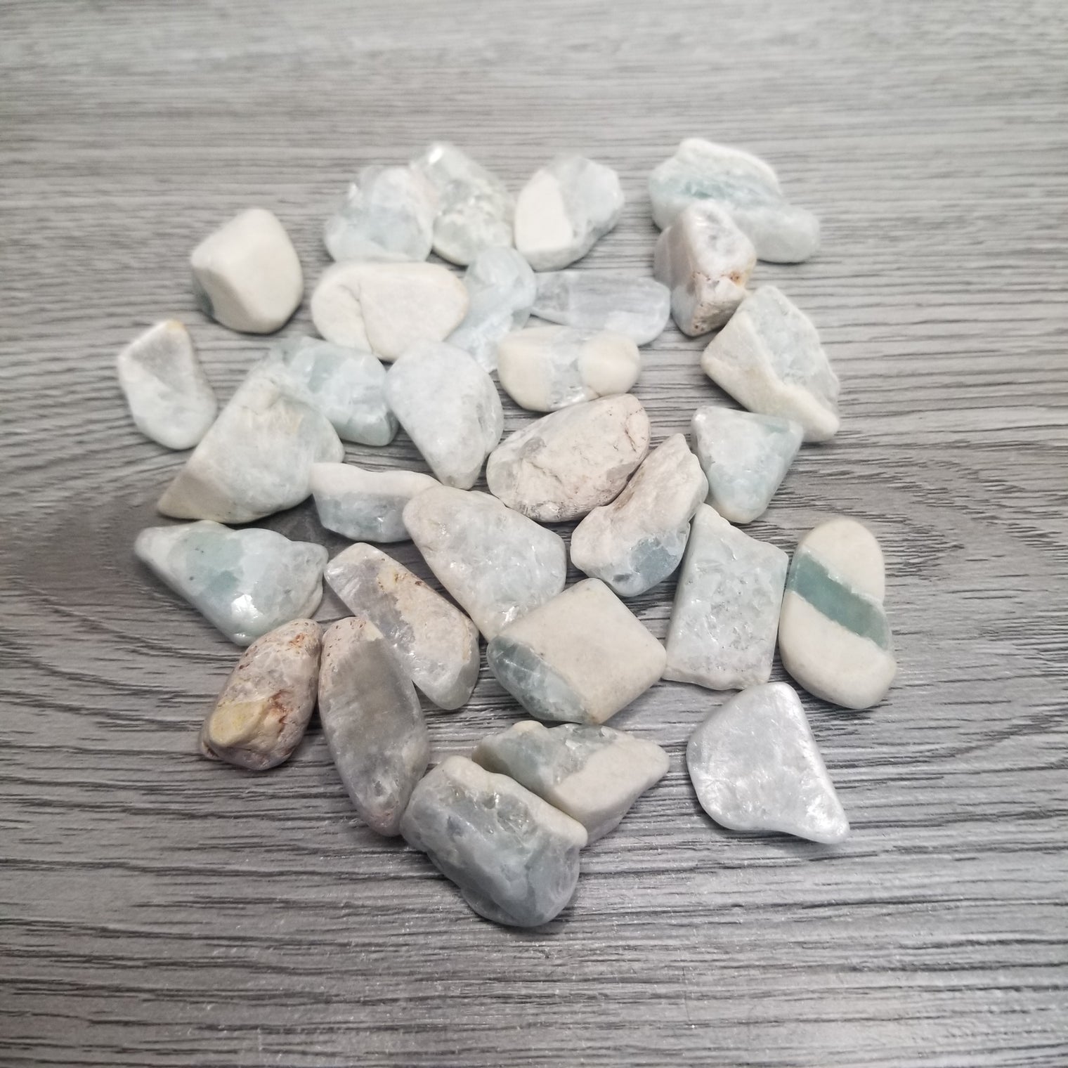 Brucite tumbled stones