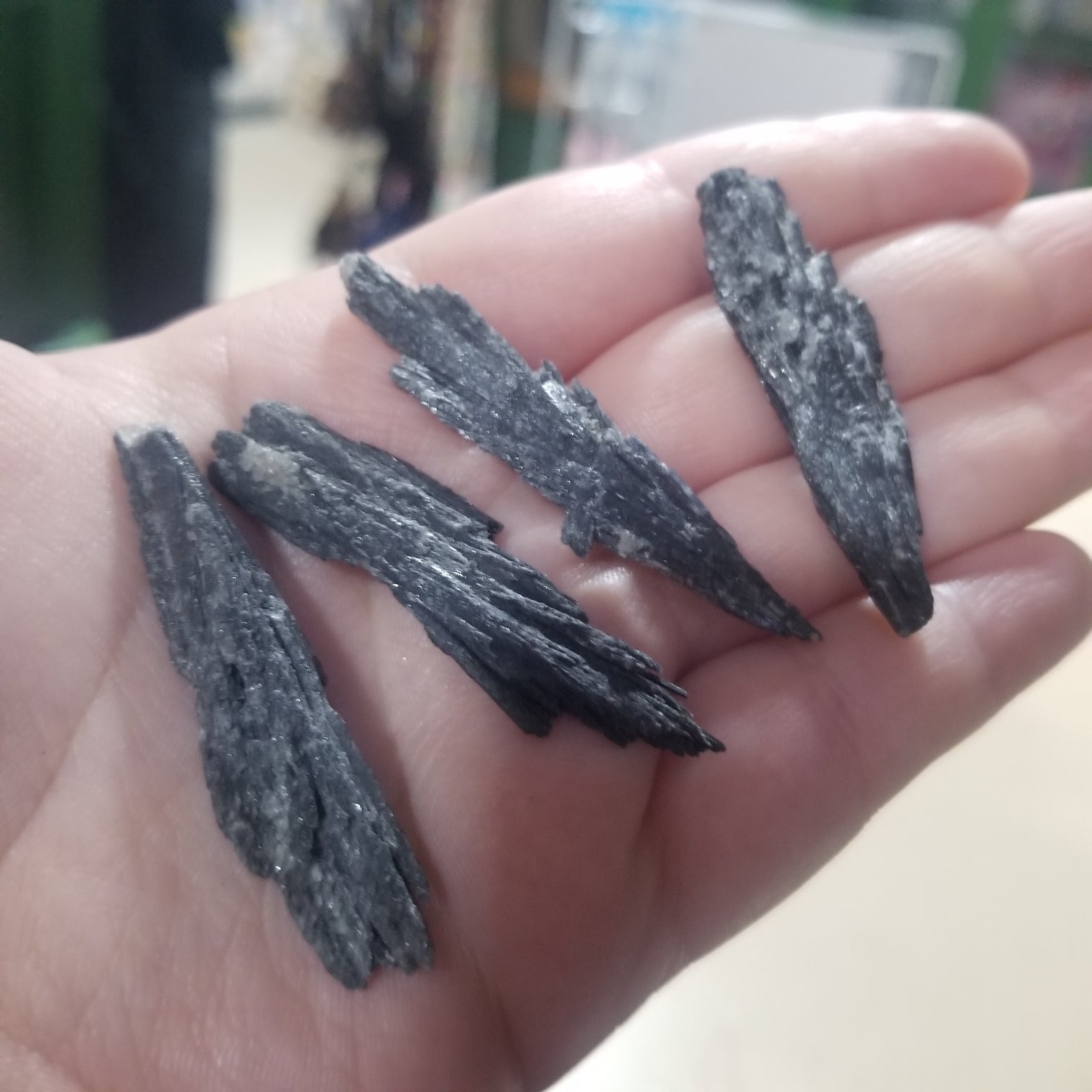 Black Kyanite blades
