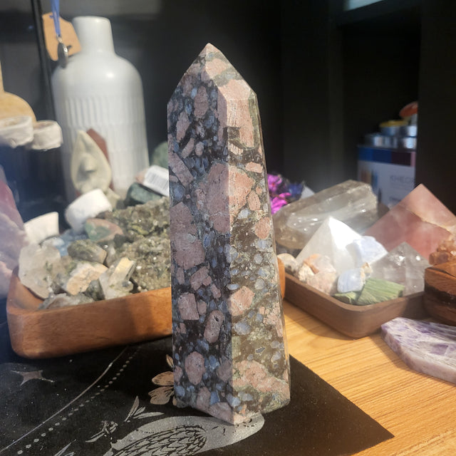 Que Sera Rhyolite Tower