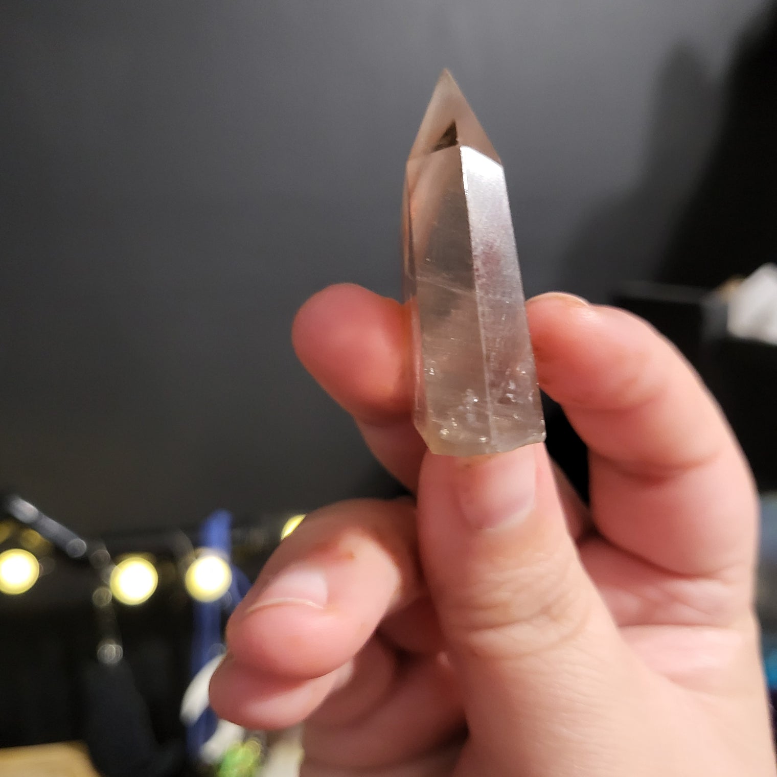 Amphibolite Inclusion Mini Quartz Tower