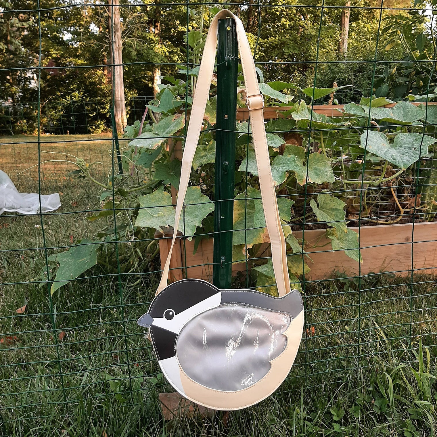 Chickadee Ita Crossbody Purse