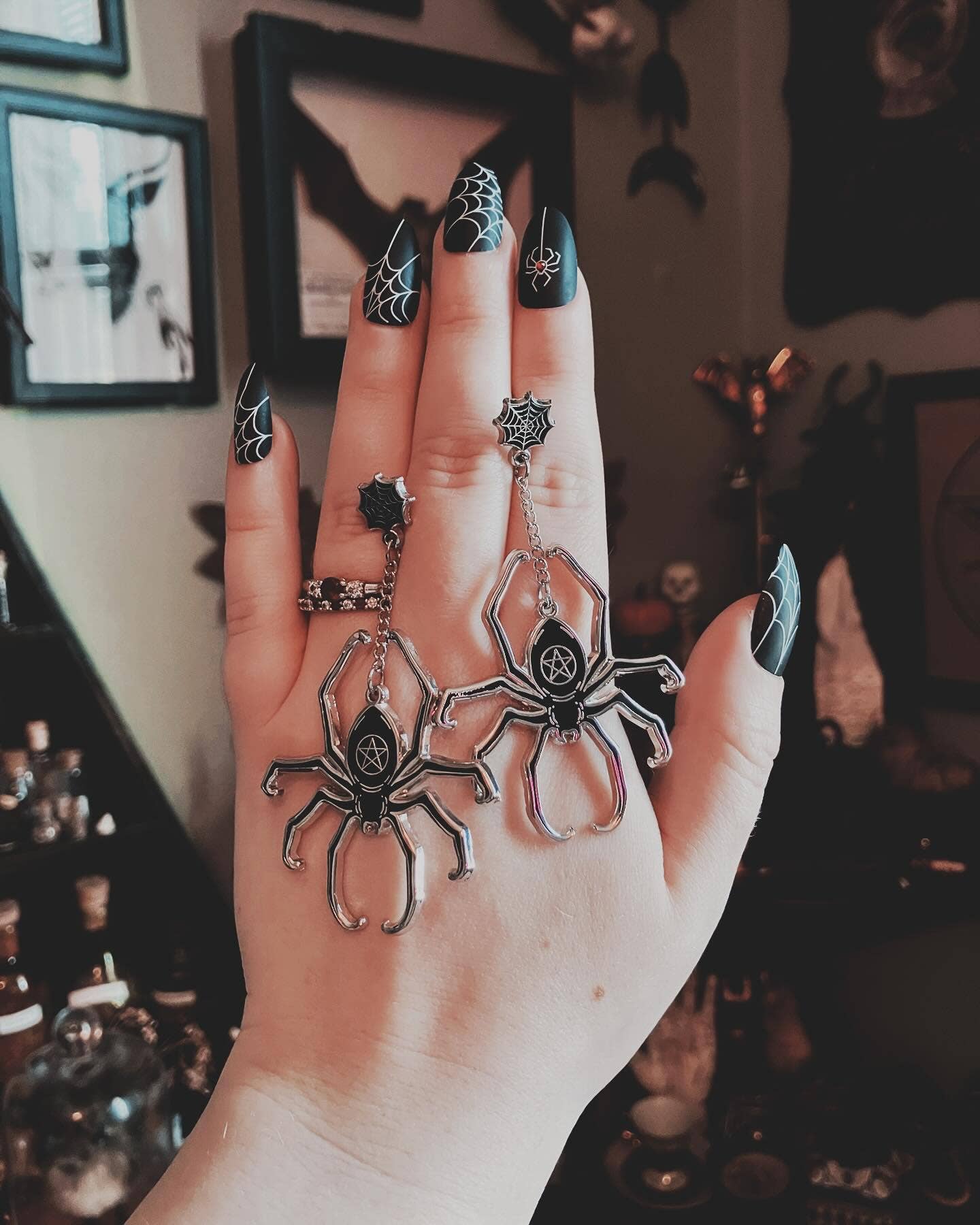 Miss Spider Earrings