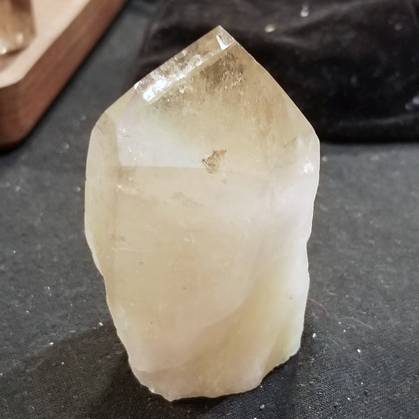 Natural Citrine Standing Points