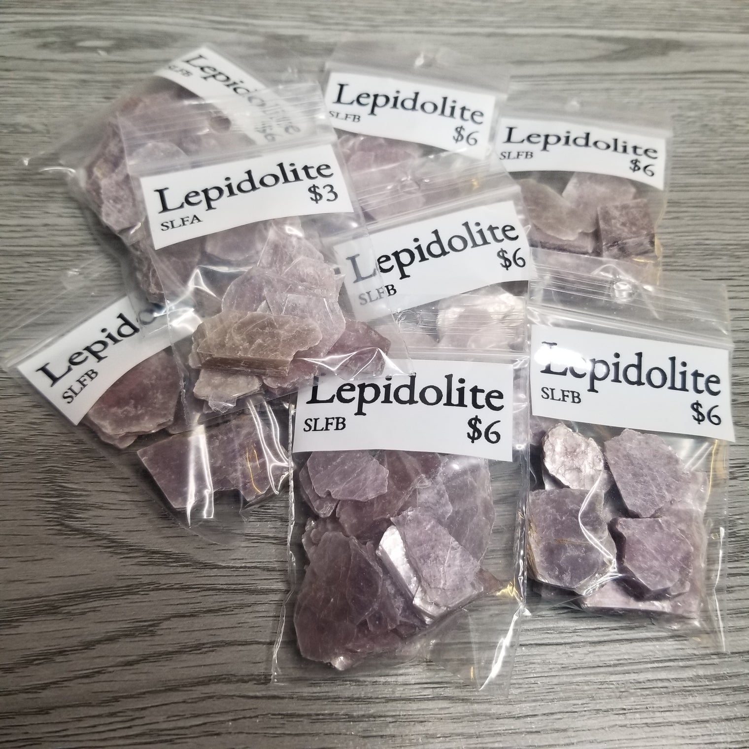 Lepidolite Flakes